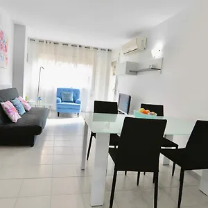 https://reus-bed-breakfast-2-habitaciones-con-bano-privado-y.catalonia-hotels.com